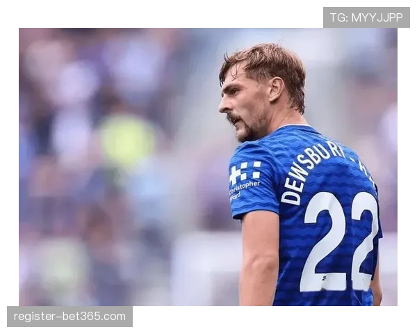 杨鸣与,著名裁判发,生冲突,米乐YY易游体育官网,M6,MiLe,SPORTS,米乐YY易游体育中国官网,M6,MiLe体育平台,米乐YY易游体育服务